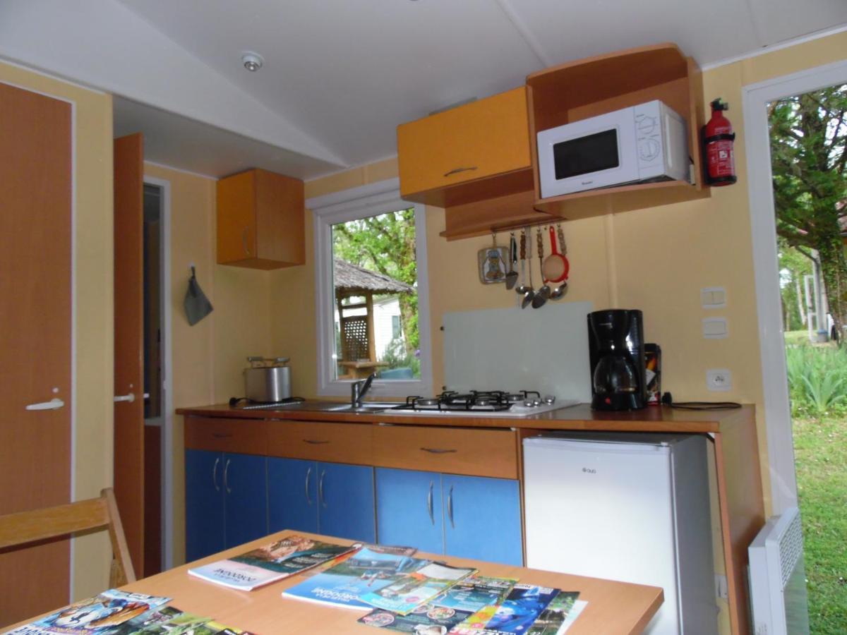 Camping Les Paillotes Payrac Ngoại thất bức ảnh