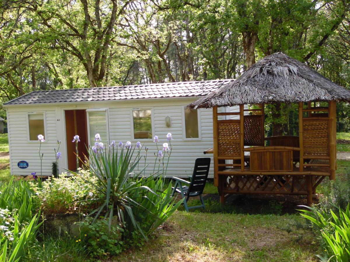 Camping Les Paillotes Payrac Ngoại thất bức ảnh