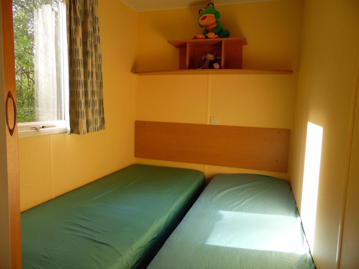 Camping Les Paillotes Payrac Ngoại thất bức ảnh
